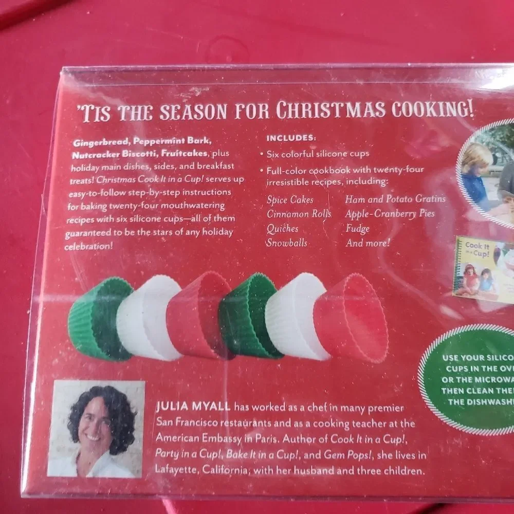 Christmas cook it in a cup bake set New in box